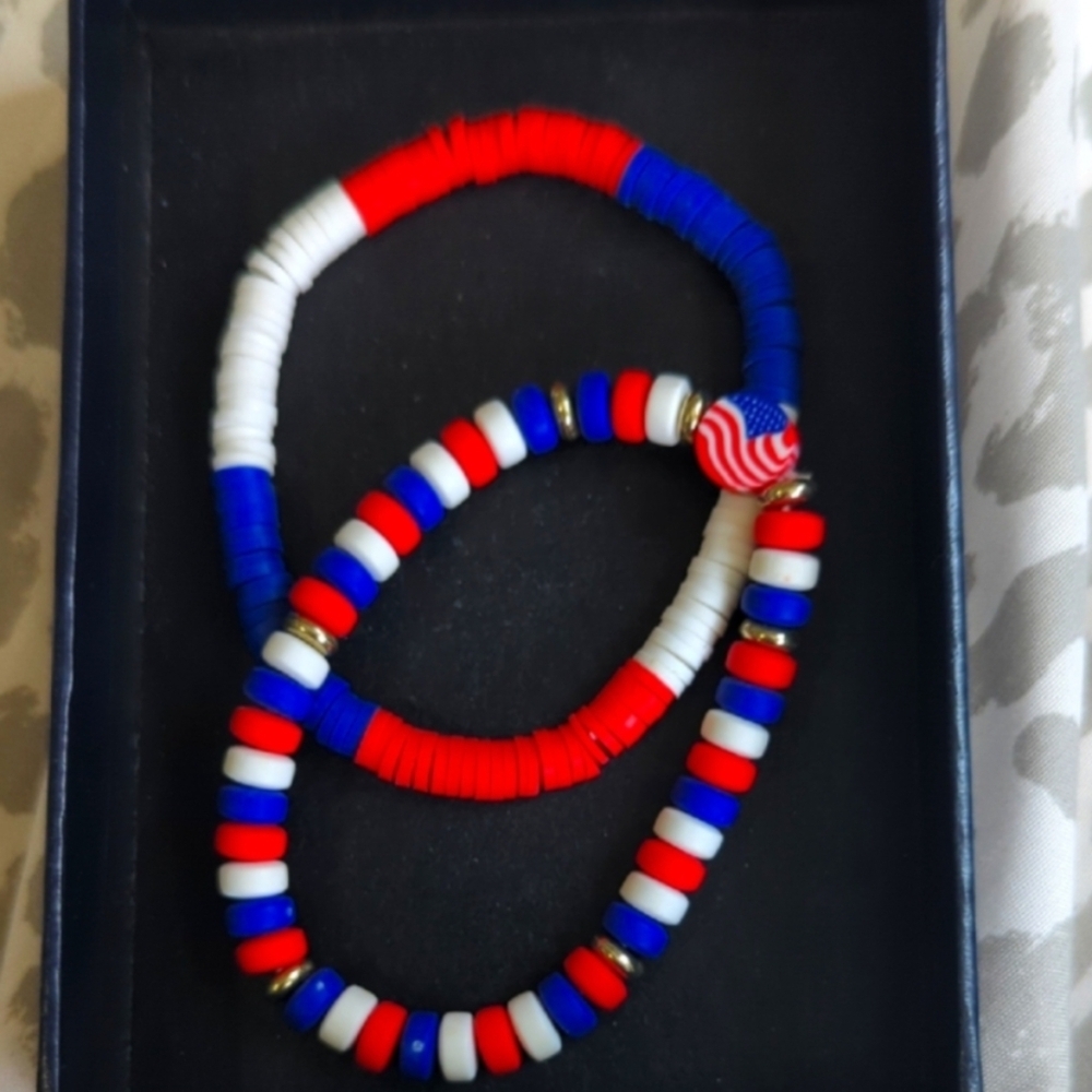 Patriotic Flip Flop Earrings And 2 Bracelets - Picture 2 of 2